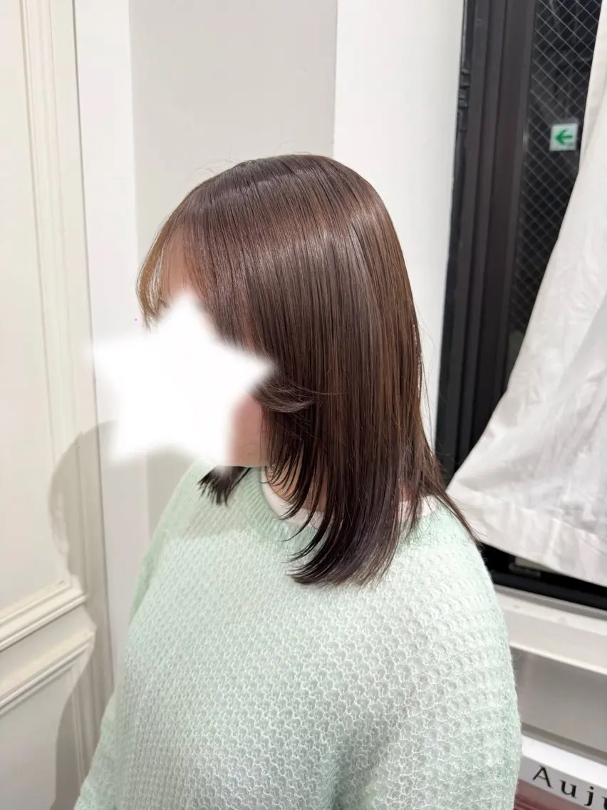 ミディアム ハガ コトコのヘアスタイル