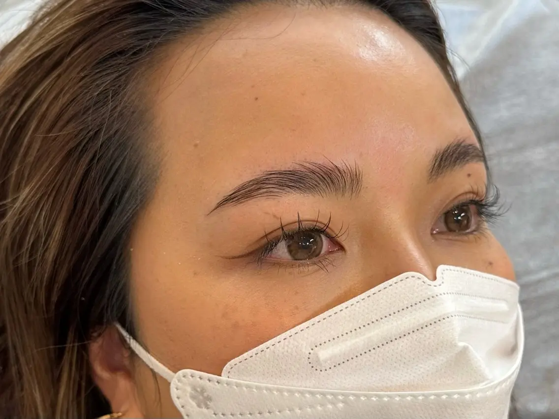 アイブロウ Gigi eye rashの眉毛・アイブロウイメージ