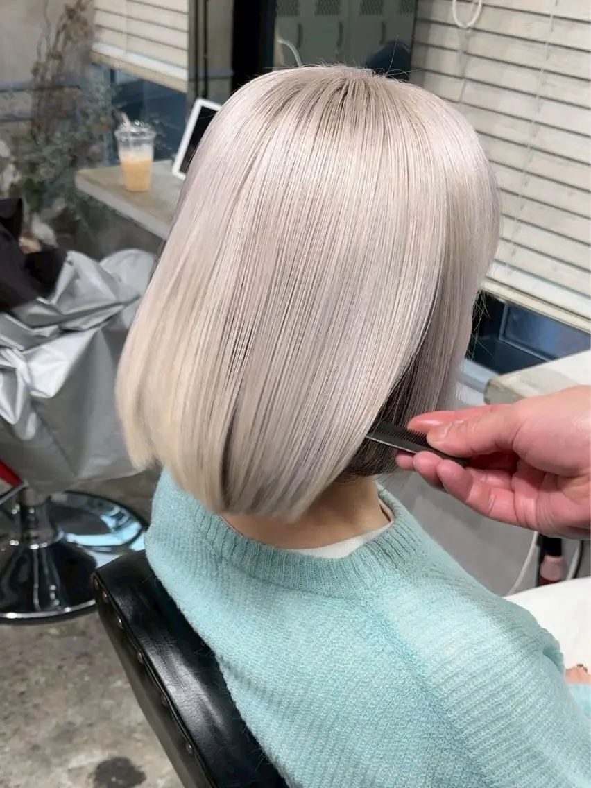 ショート ヘアカラー トリートメント ハイトーン/ブリーチ MAYURI🌺横浜のヘアスタイル
