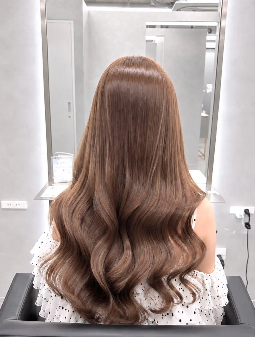 ロング カット ヘアカラー トリートメント 🤍FUWARI🤍 完全個室マンツーマンのヘアスタイル