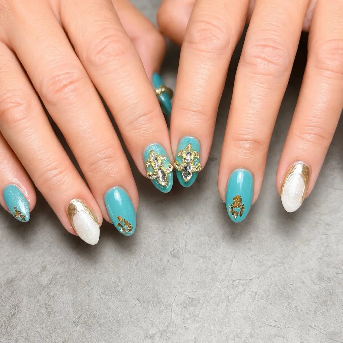 ネイル &Nail: アンドネイルコロンのネイルデザイン