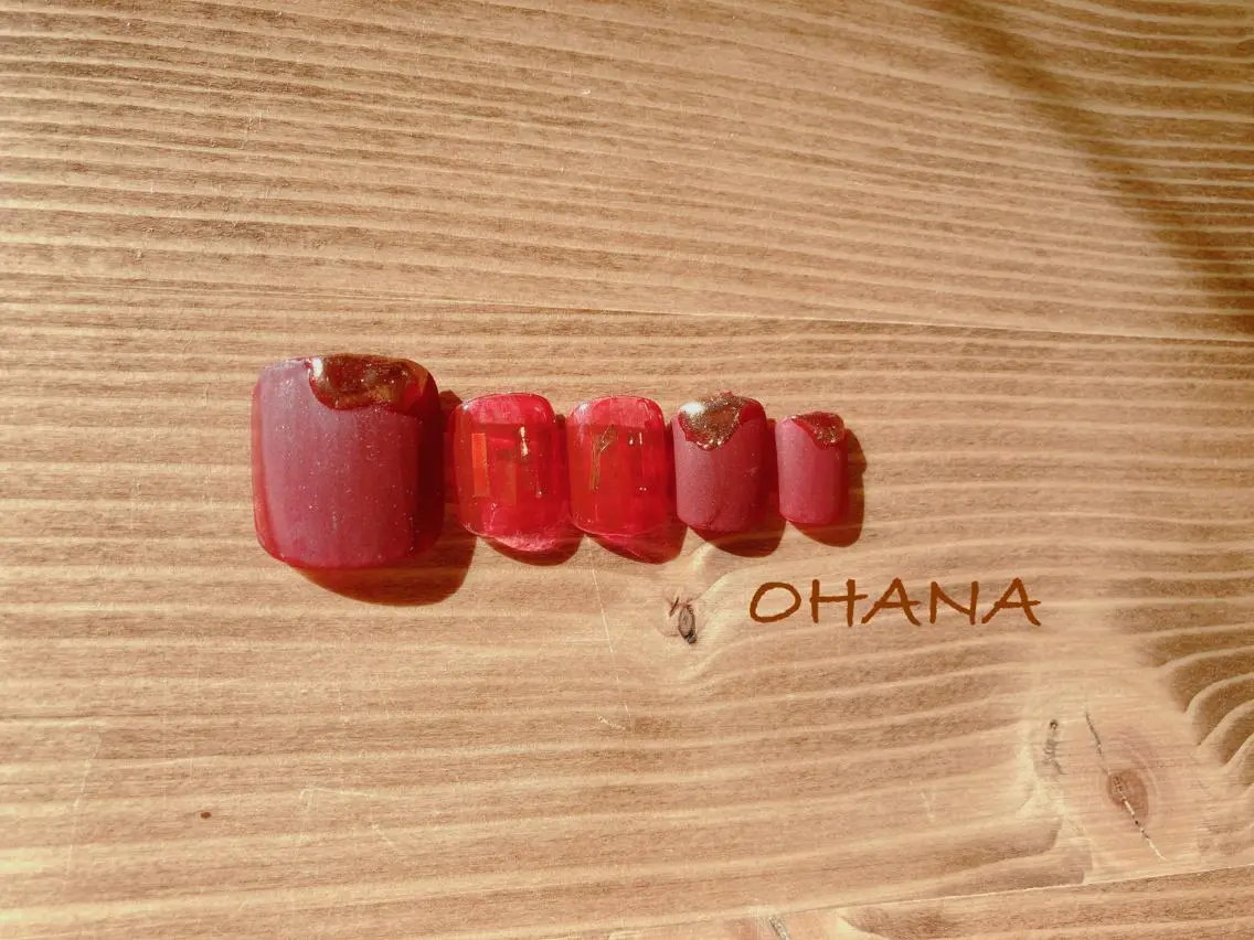 ネイル フットネイル ハート ミラーネイル ニュアンスネイル ショートネイル nailroom OHANA🌴のネイルデザイン