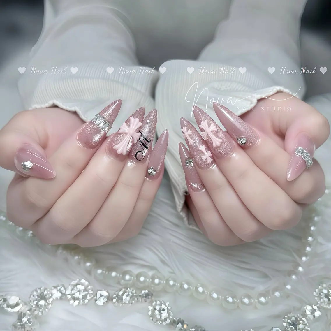 ネイル フラッシュネイル 韓国ネイル マグネットネイル 持ち込み ネイルチップ ハンドネイル Yumi chan Novaのネイルデザイン
