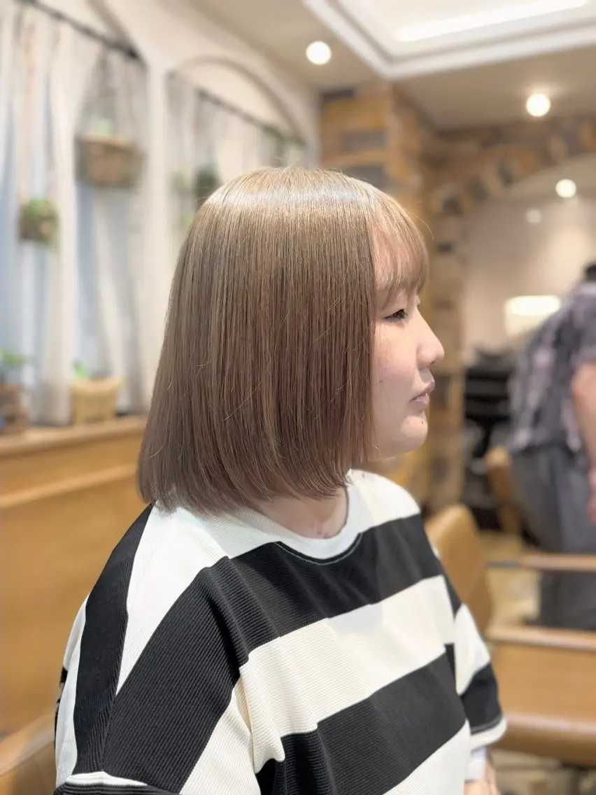ミディアム ヘアメイク美容師 🦋サカモトレナ🦋のヘアスタイル