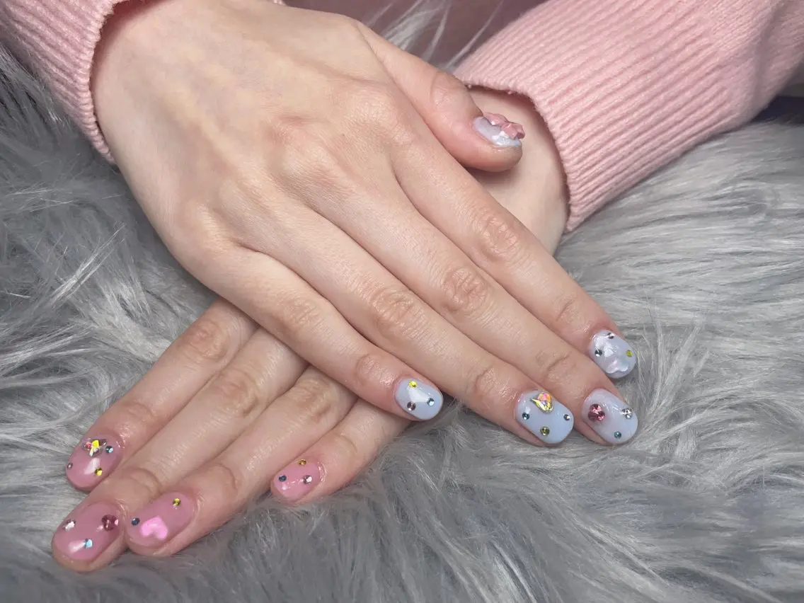 ネイル ジェルネイル ハート 水色 ワンカラーネイル パラジェル ハンドネイル BLANC.nail yuuのネイルデザイン