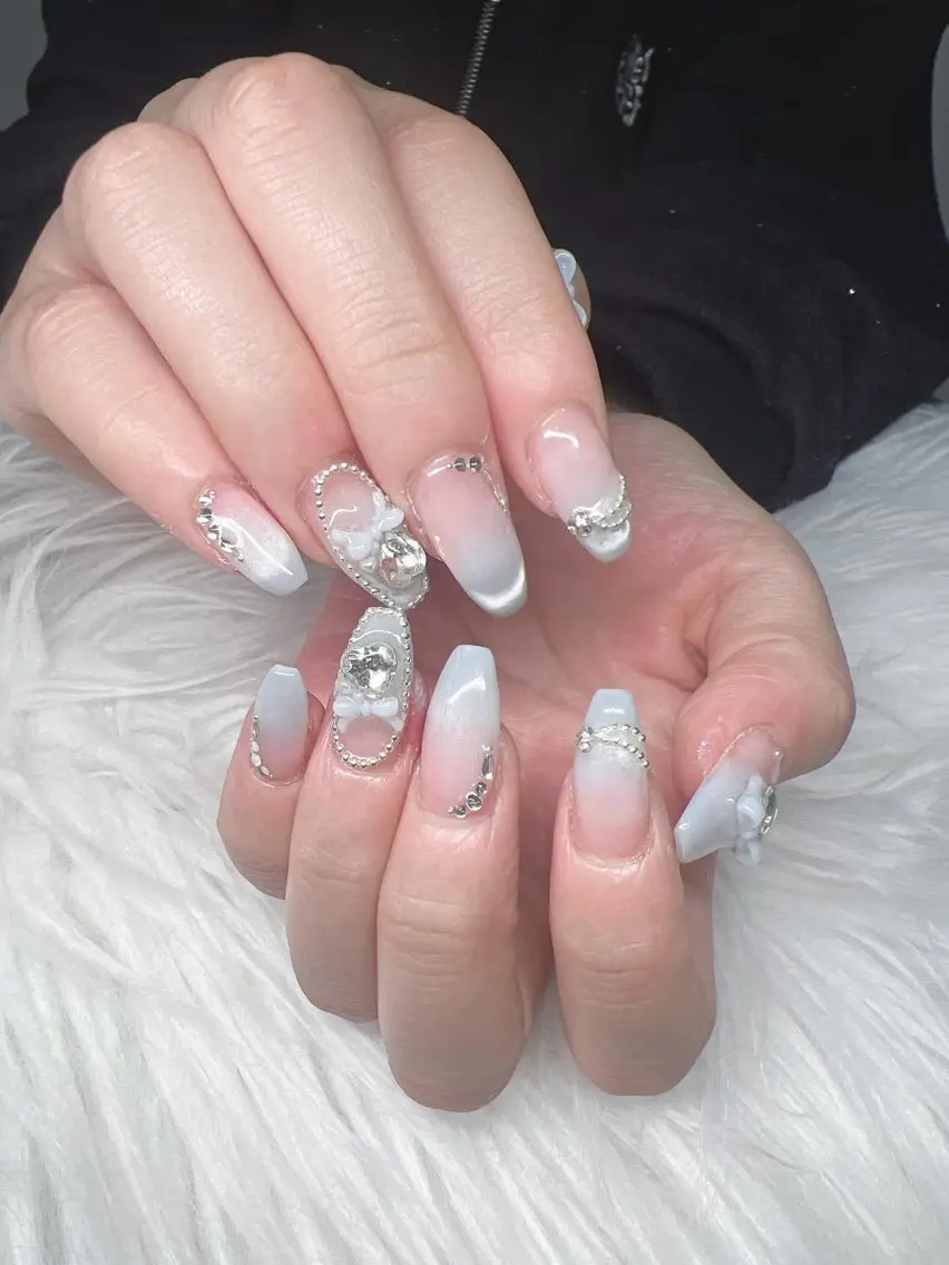 ネイル Lee Nailsのネイルデザイン