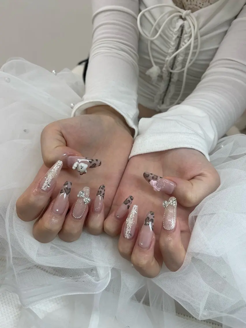ネイル アニマル柄 Moon nail salonのネイルデザイン