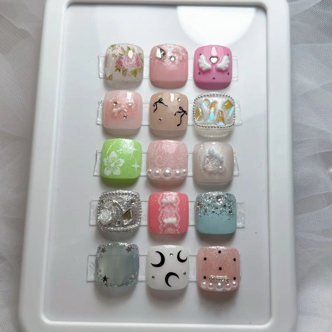 【サンダル準備🩰🧚🏻】フット👣親指2本アート✨フットバス付き🛁🫧‪の写真
