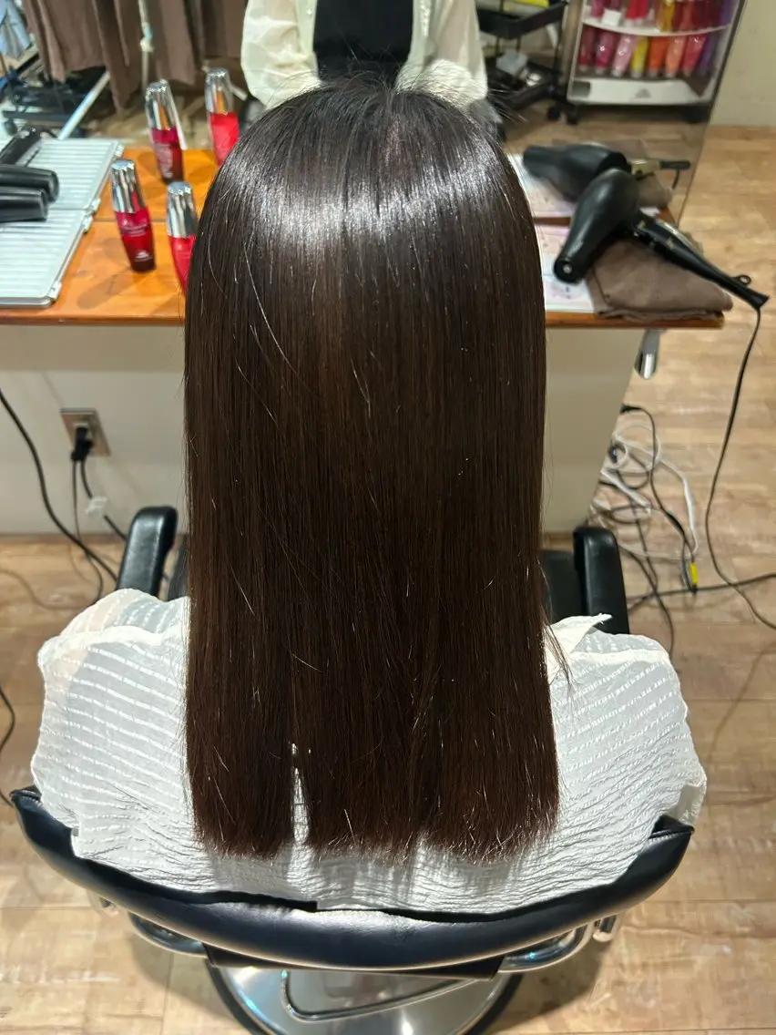 ロング 縮毛矯正 MOMOKA 🍑のヘアスタイル