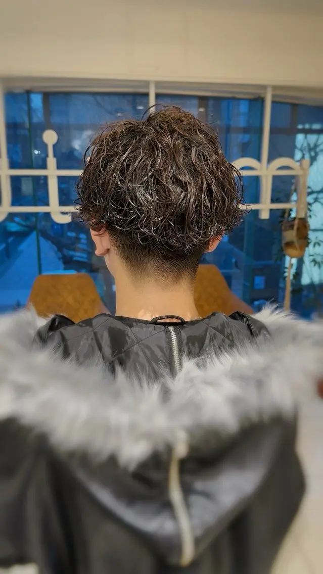 メンズ カット パーマ メンズ縮毛矯正 ブリーチカラー/まやのヘアスタイル