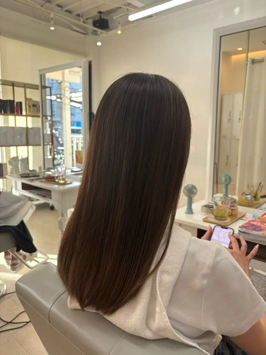 ロング ヘアカラー ワタセ ヒメカのヘアスタイル