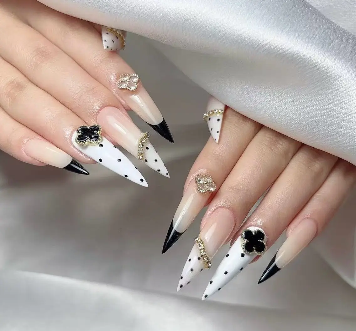 ネイル ハンドネイル Aura Nail ✨ユマイ✨のネイルデザイン