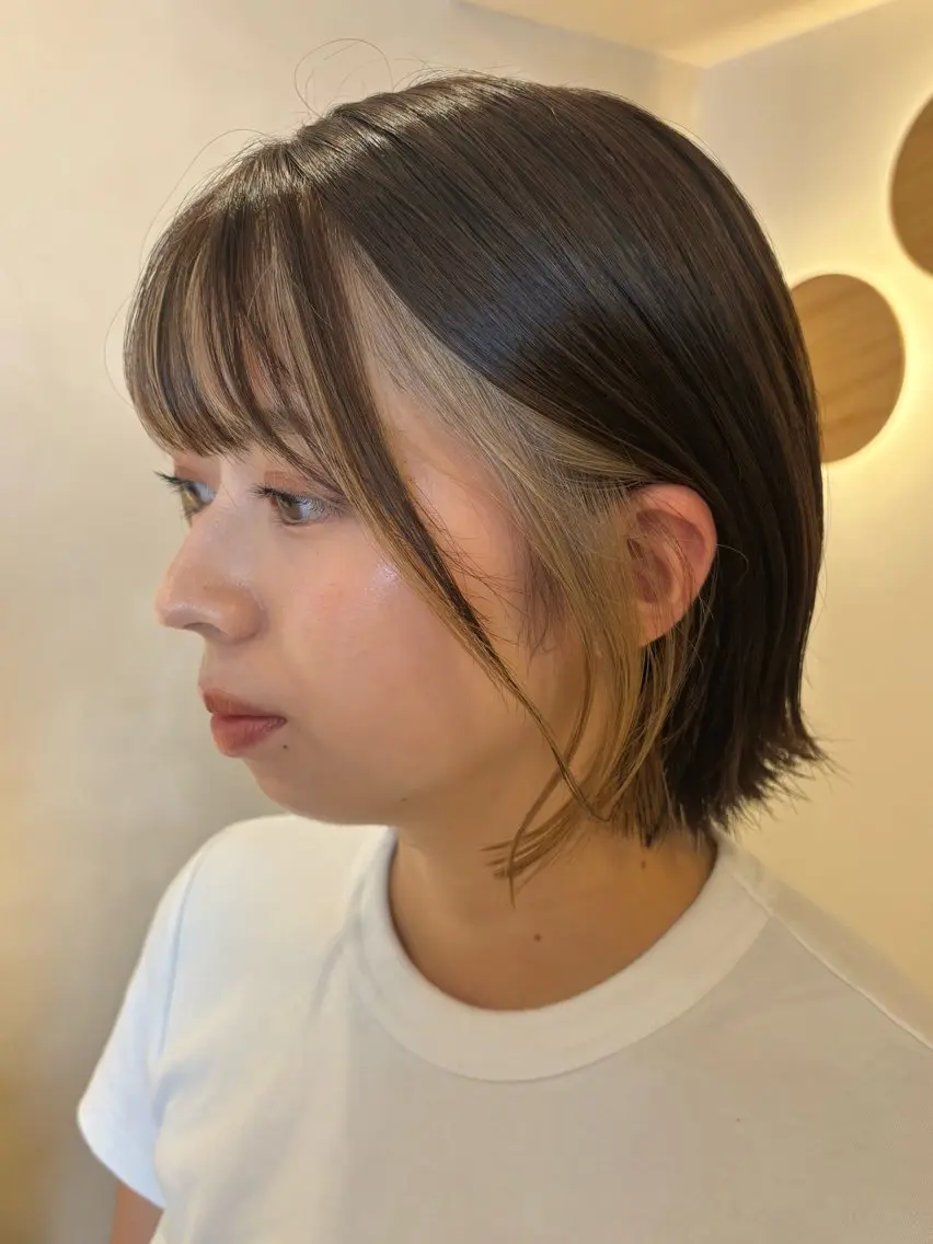 ミディアム カラー ミストバング  フェイスフレーミング カット ヘアカラー シンバヒナノ/パーマ レイヤー/髪質改善のヘアスタイル