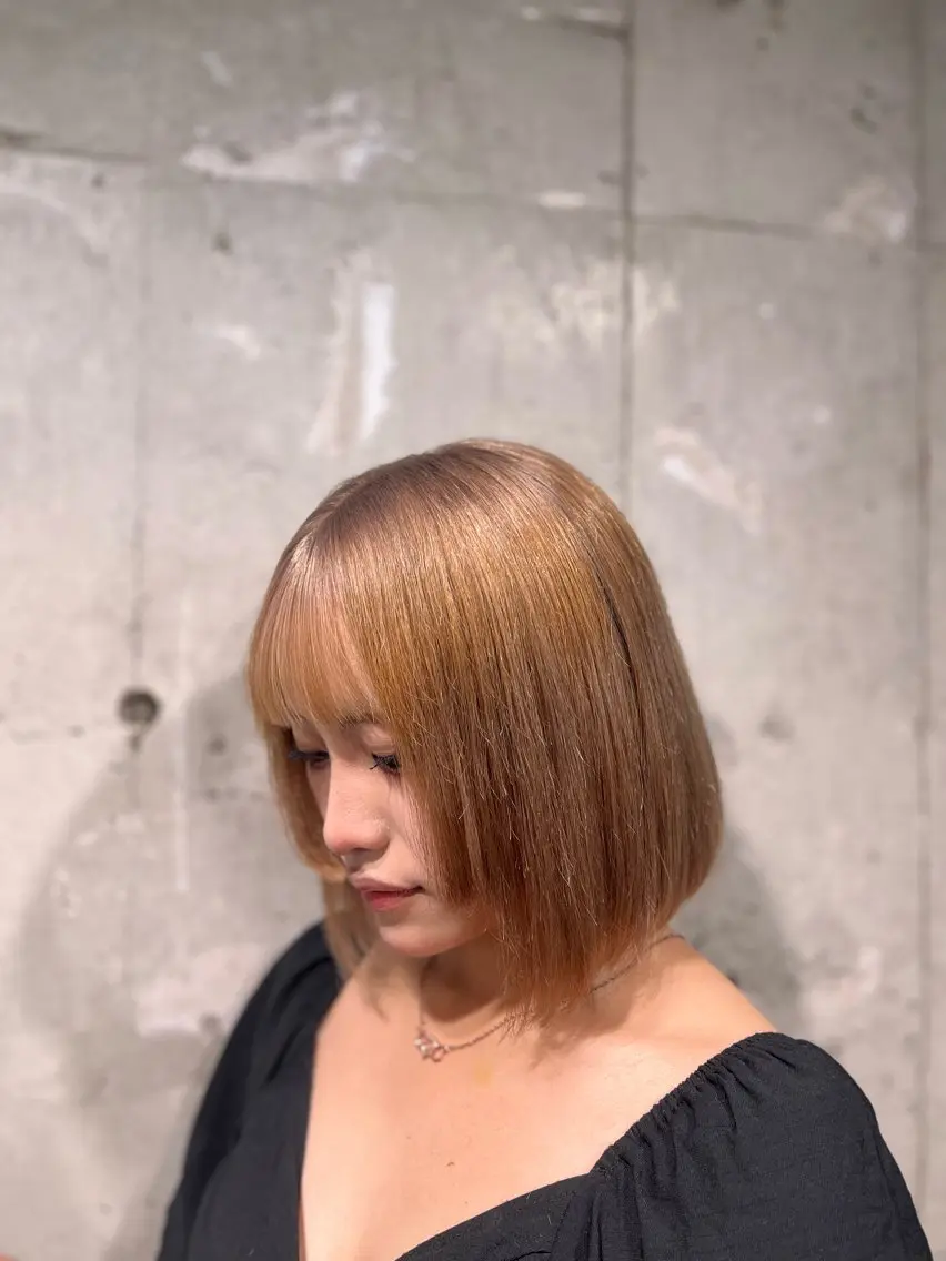 ロング カラー ヘアカラー ハイトーンカラー 🦄レイヤーカットのヘアスタイル