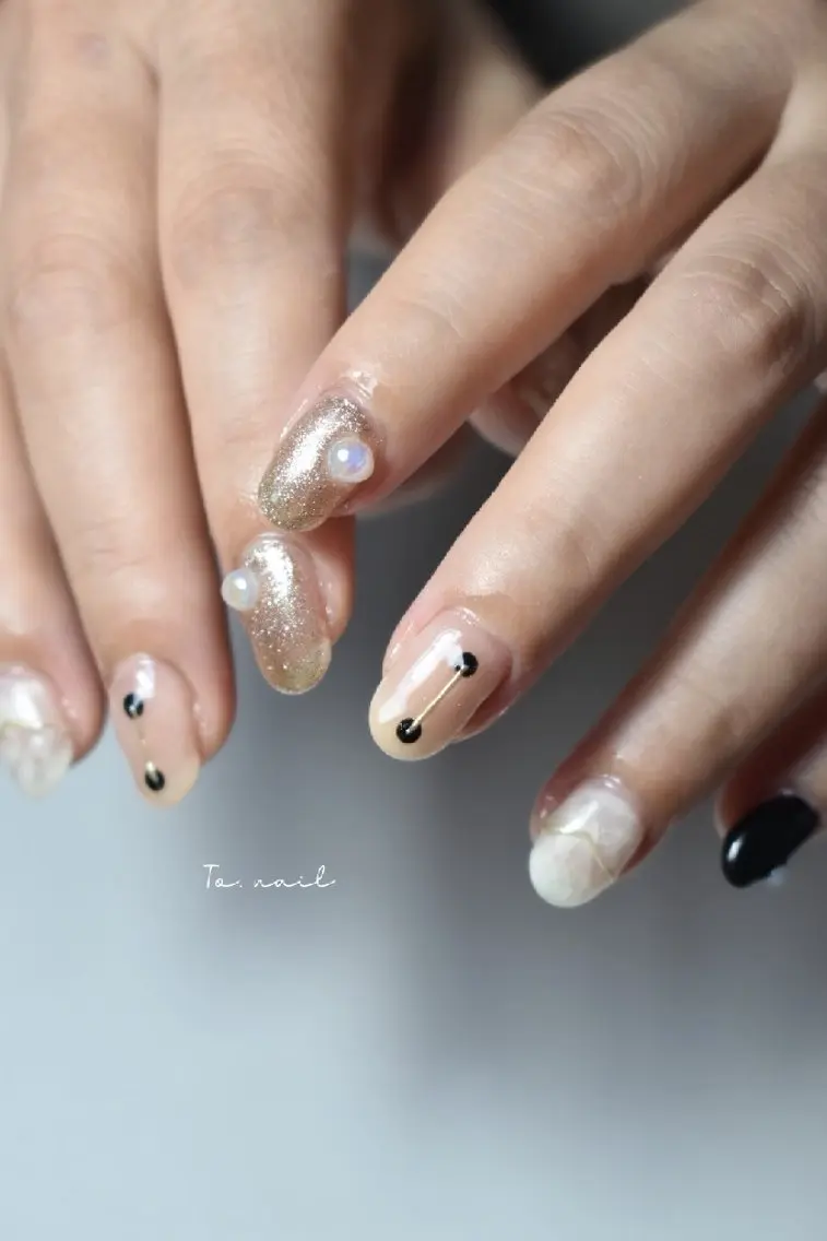 ネイル ハンドネイル To. nail （トゥ ネイル）のネイルデザイン