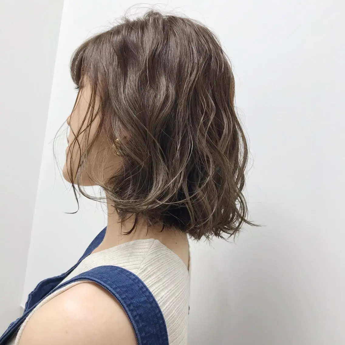 ミディアム カラー アッシュ アッシュグレー ショート特化 /天神大名/ハルナのヘアスタイル