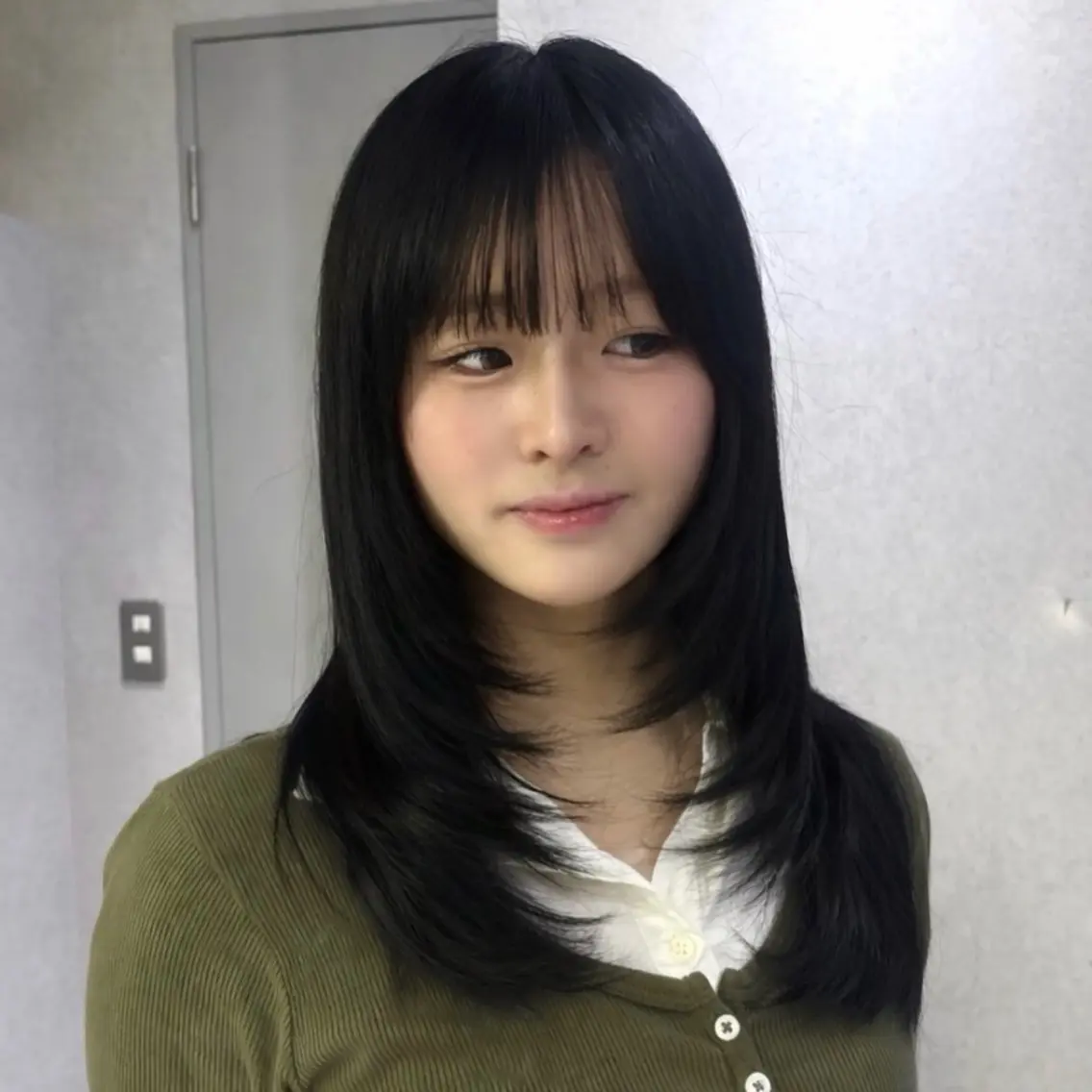 ロング ヘアカラー 𝑯𝒂𝒏𝒂🎀 colorlistのヘアスタイル