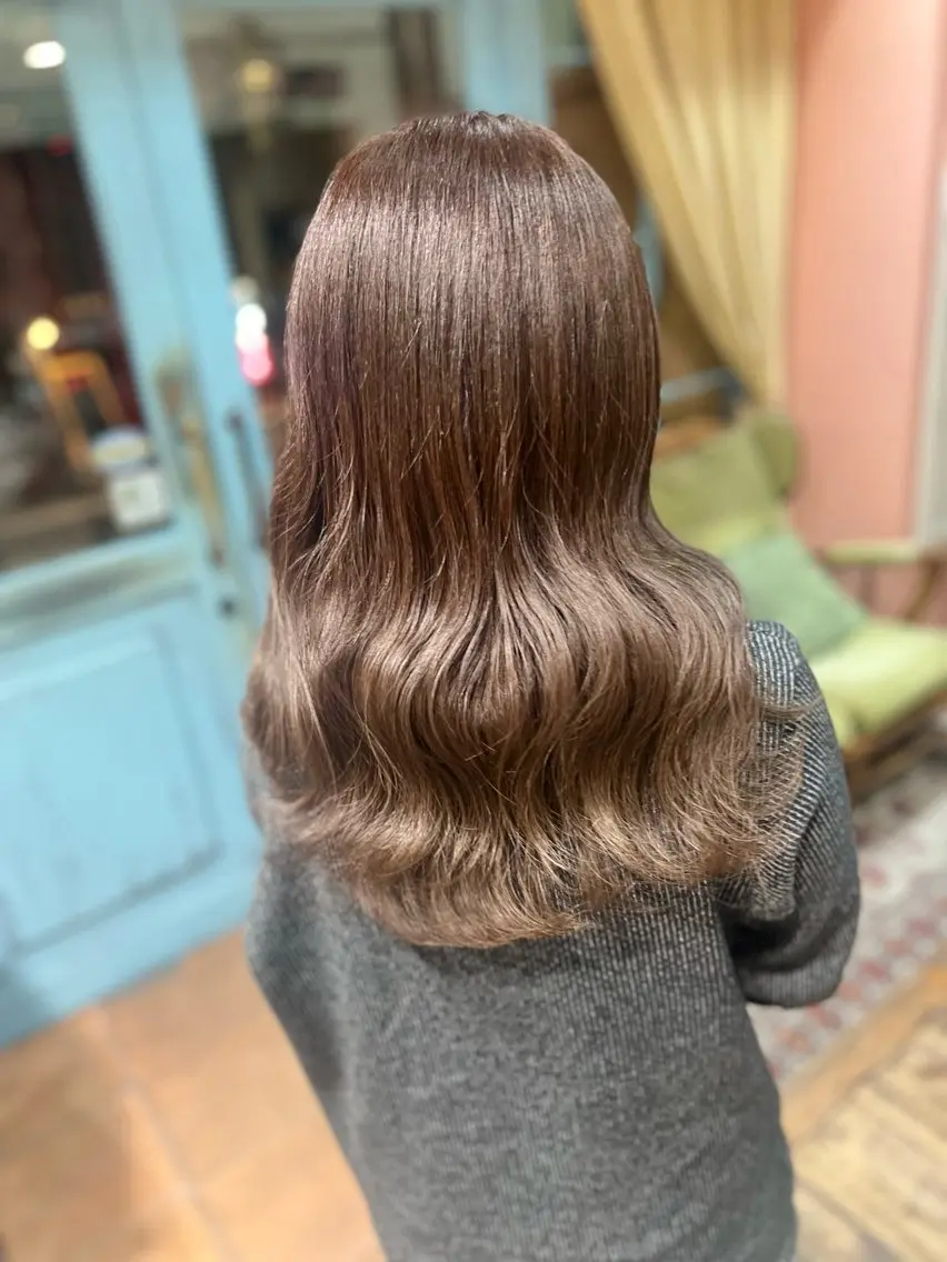 ロング カラー アッシュ ラベンダーカラー ラベンダーアッシュ 顔周りカット PON　ハイトーン ショートカット心斎橋のヘアスタイル