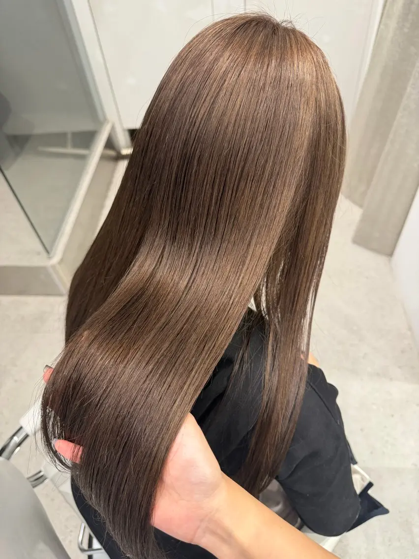 ロング ヘアカラー AIKA🤍 カットモデル募集🫧のヘアスタイル