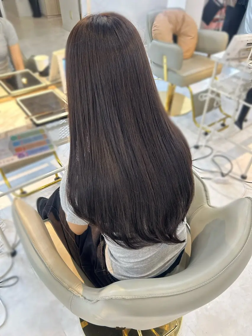 ロング カラー 透明感カラー ベージュ/グレージュ / luna🧸🤎のヘアスタイル