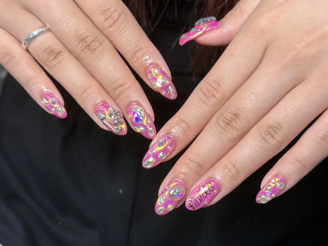 ネイル クリアネイル フラッシュネイル フットネイル フレンチネイル ジェルネイル ハンドネイル UM Nail Salonのネイルデザイン