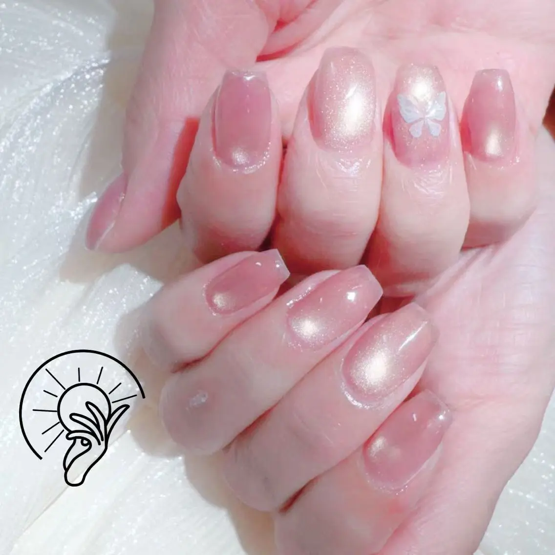 ネイル チークネイル 長さ出し フラワーネイル フレンチネイル ガーリー sun nail池袋 モデル募集のネイルデザイン