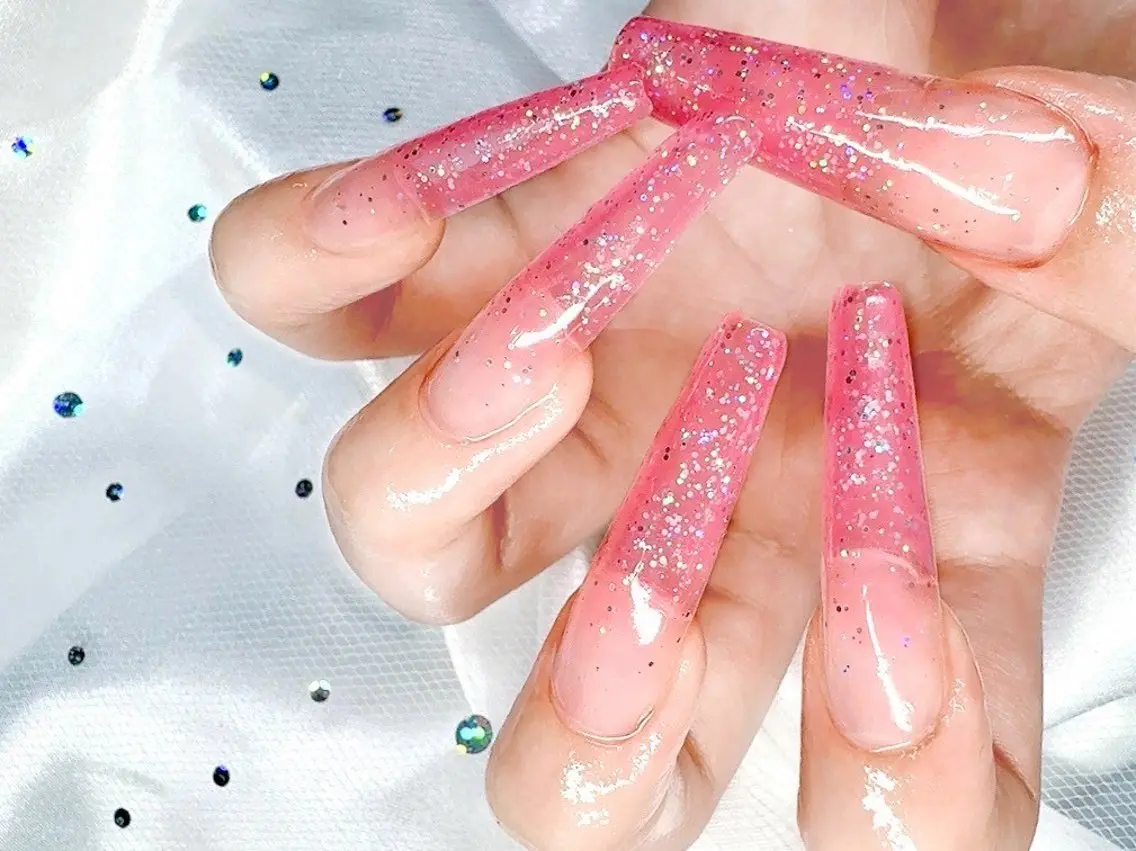 ✨（オフなし）スカルプ並みの強度✨長さ出しジェルチップアプレ💅ワンカラーorラメグラの写真