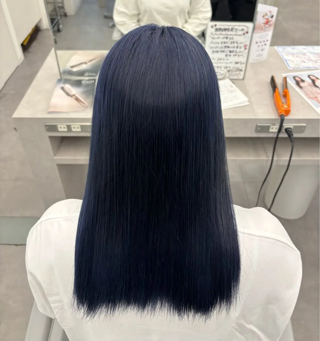 ロング カラー ヘアカラー ブリーチ/ハイトーン 🤍そな🤍のヘアスタイル
