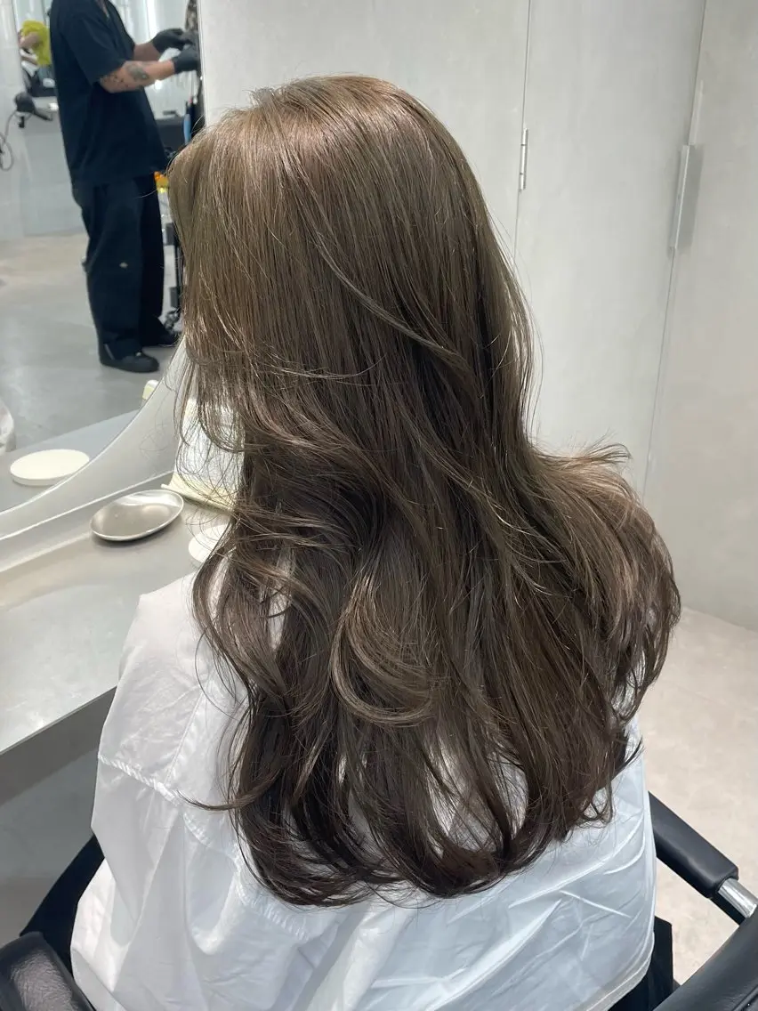 ロング カラー アッシュ アッシュブラウン ベージュカラー ブラウンカラー 透明感カラー ヘアカラー 🎀表参道/透明感 カラー/花音🎀のヘアスタイル