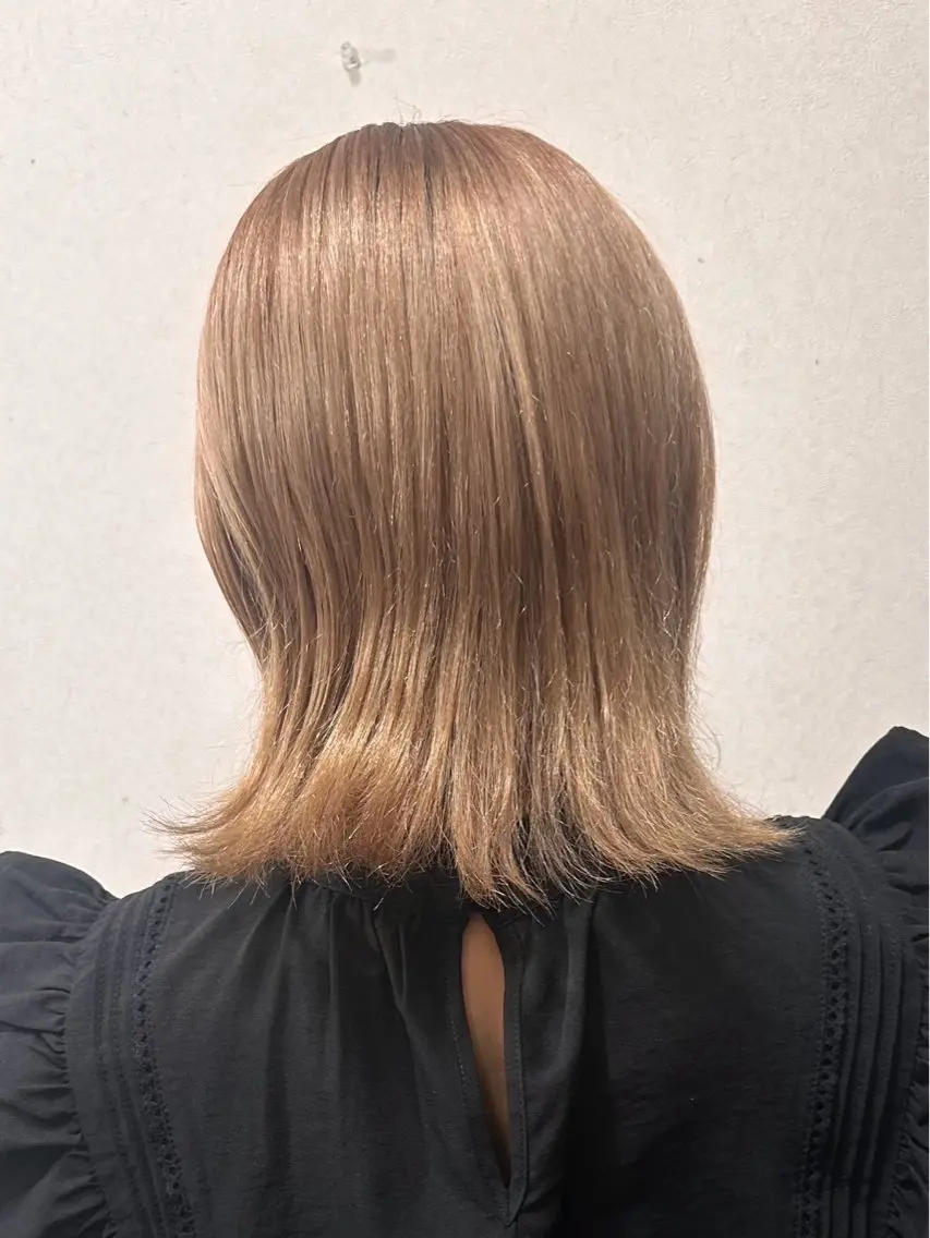 カラー 縮毛矯正 鈴木 凜のヘアスタイル