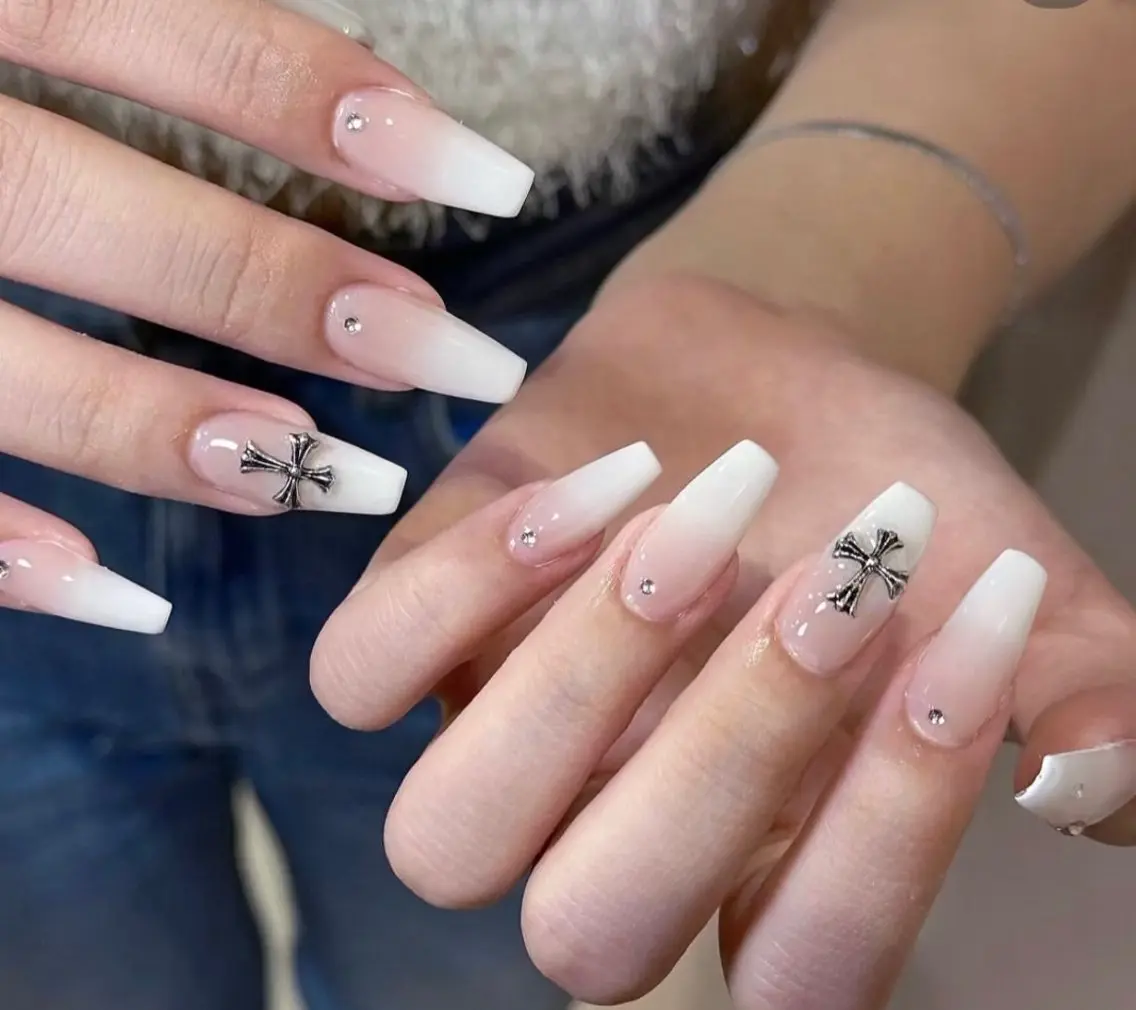 ネイル ハンドネイル 🍑 momo_nailのネイルデザイン