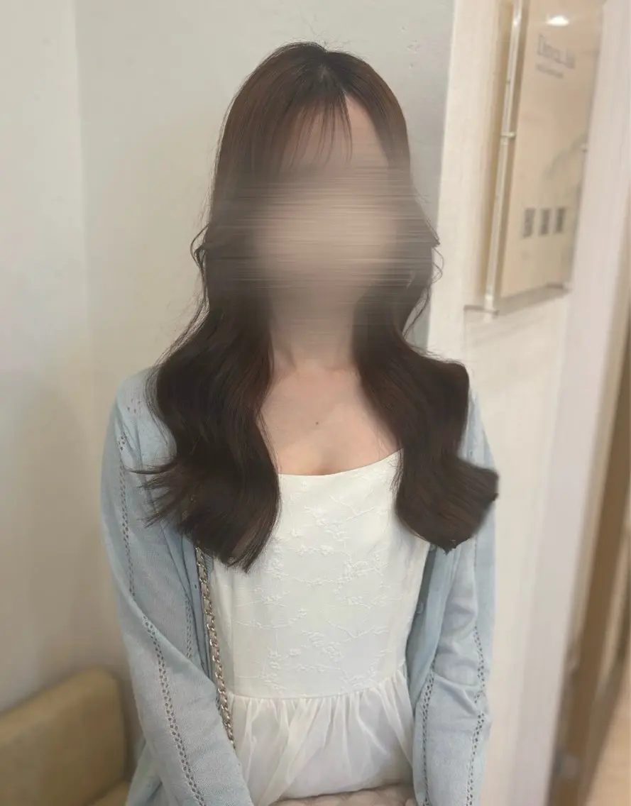 ロング Shion Nのヘアスタイル