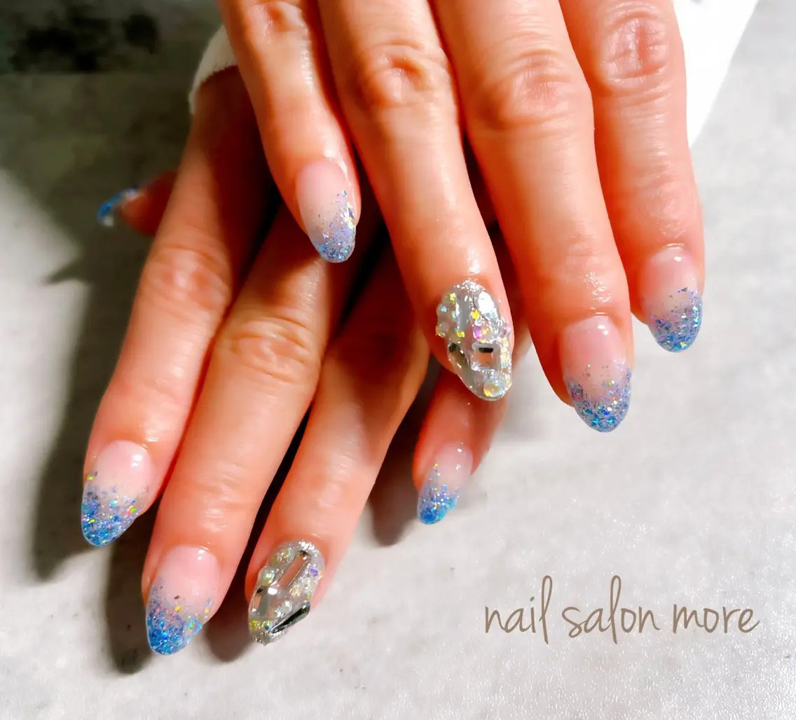 ネイル ラメ(グリッター) ラメグラデーション ストーンネイル nail salon moreのネイルデザイン