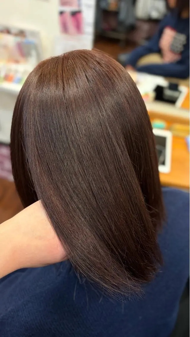ミディアム カラー ブラウンカラー ハイトーンカラー ピンクカラー ヘアカラー 古賀 桜のヘアスタイル