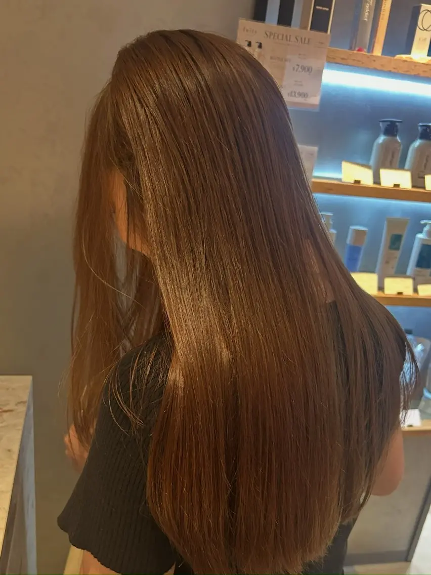 ロング カラー ベージュカラー ブラウンカラー ケアカラー ラテベージュ トリートメント カット ヘアカラー トリートメント 心斎橋🤍inity KIKOのヘアスタイル