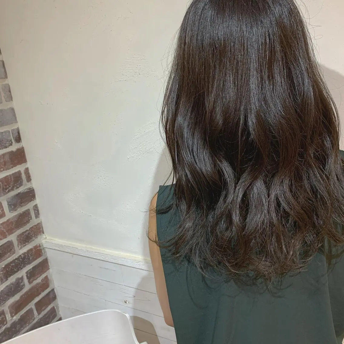 ロング アッシュ アッシュグレー Lilly リリィのヘアスタイル