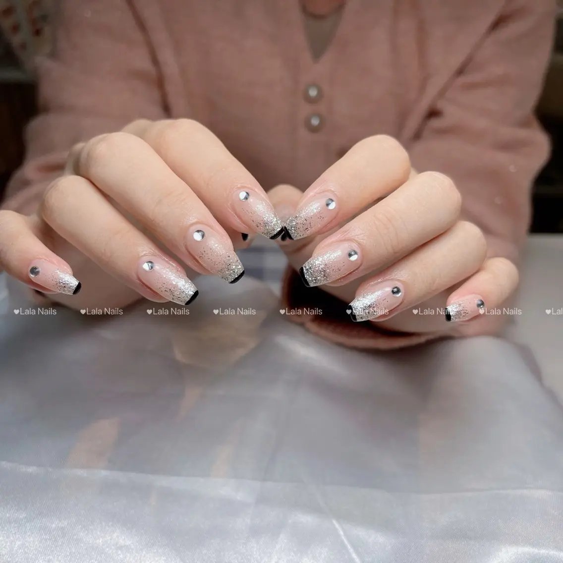 ネイル アートネイル 長さ出し フレンチネイル グラデーション キラキラネイル Akina Nail 亀戸のネイルデザイン