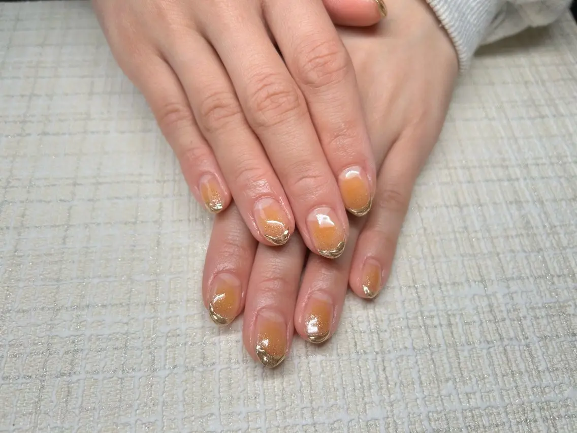 ネイル チークネイル フレンチネイル ミラーネイル ハンドネイル Lisa’s Salonのネイルデザイン