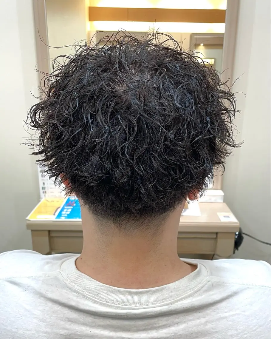 ショート パーマ メンズ カット パーマ トリートメント メンズパーマ🌀/ 中村郁未のヘアスタイル