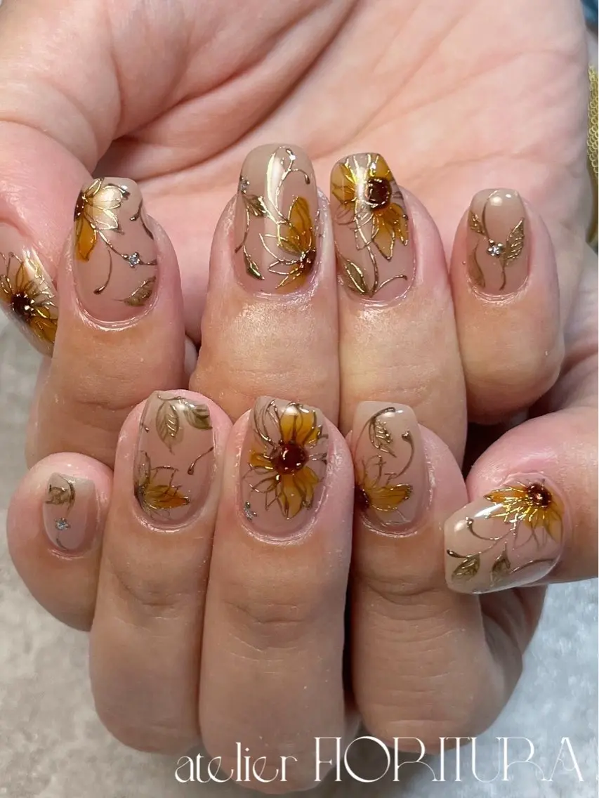 ネイル ハンドネイル FIORITURA aiのネイルデザイン