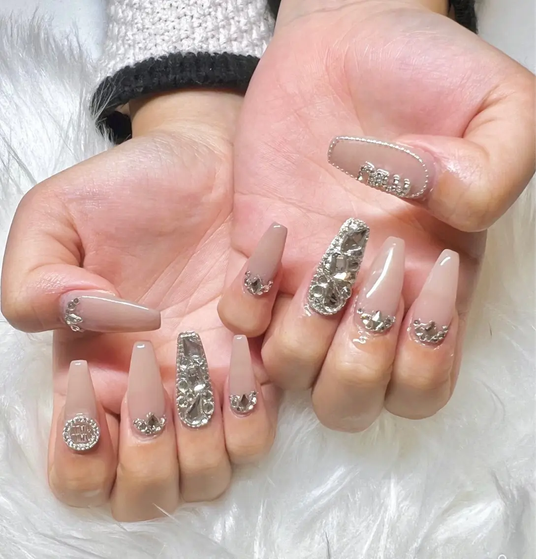 ネイル ハンドネイル CHARME 🤎〔RINA〕のネイルデザイン