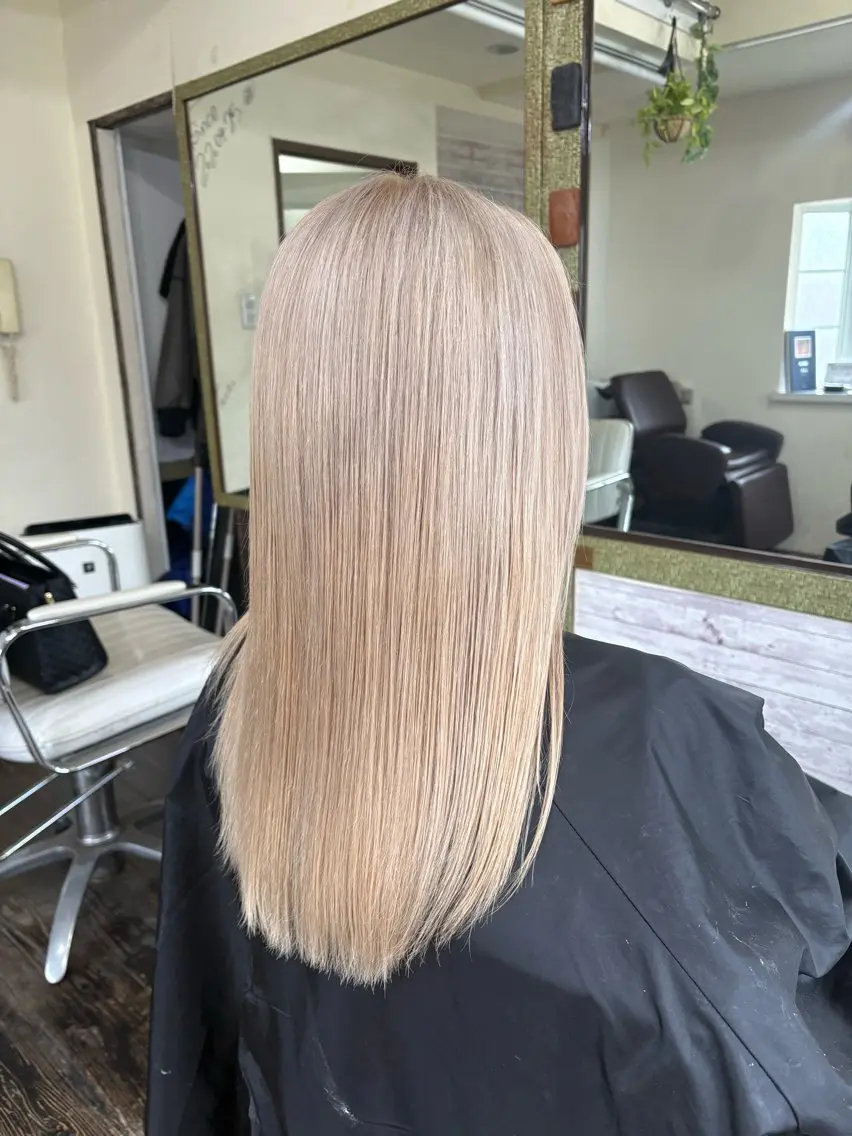 カラー ヘアカラー 渡辺 健太のヘアスタイル