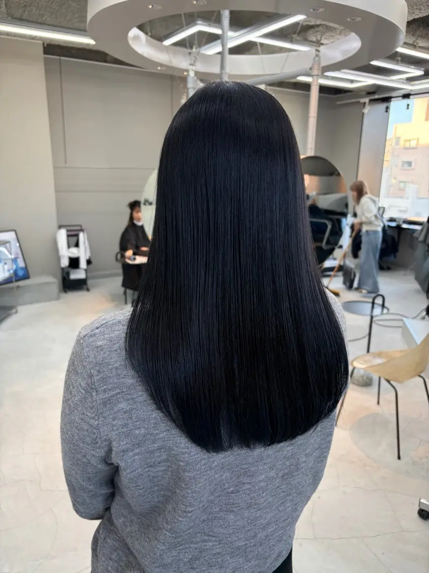 セミロング kurune chikaのヘアスタイル