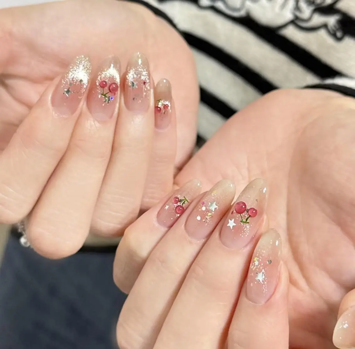 ネイル ハンドネイル 🎀 Ayaka_nailのネイルデザイン