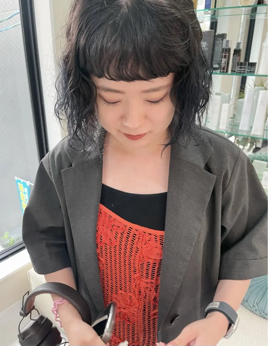 ミディアム カラー パーマ 🫧透明感カラー🫧 古川穂果のヘアスタイル