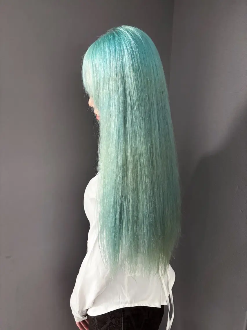ロング カラー ミント ヘアカラー デザインカラー /rioのヘアスタイル