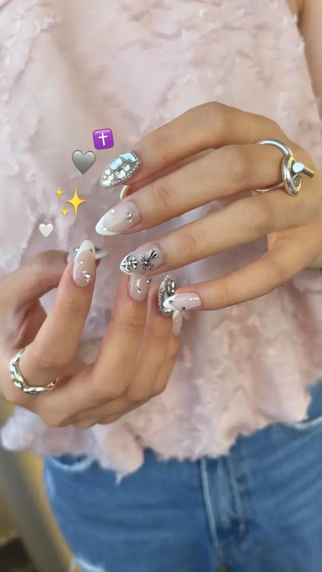 ネイル ハンドネイル フットネイル Nailsalon Fave/Rinaのネイルデザイン
