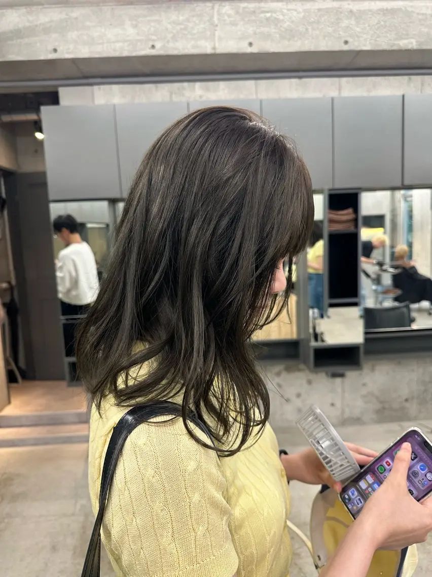 セミロング カット ヘアカラー お悩み解決パーマ hana🩰のヘアスタイル