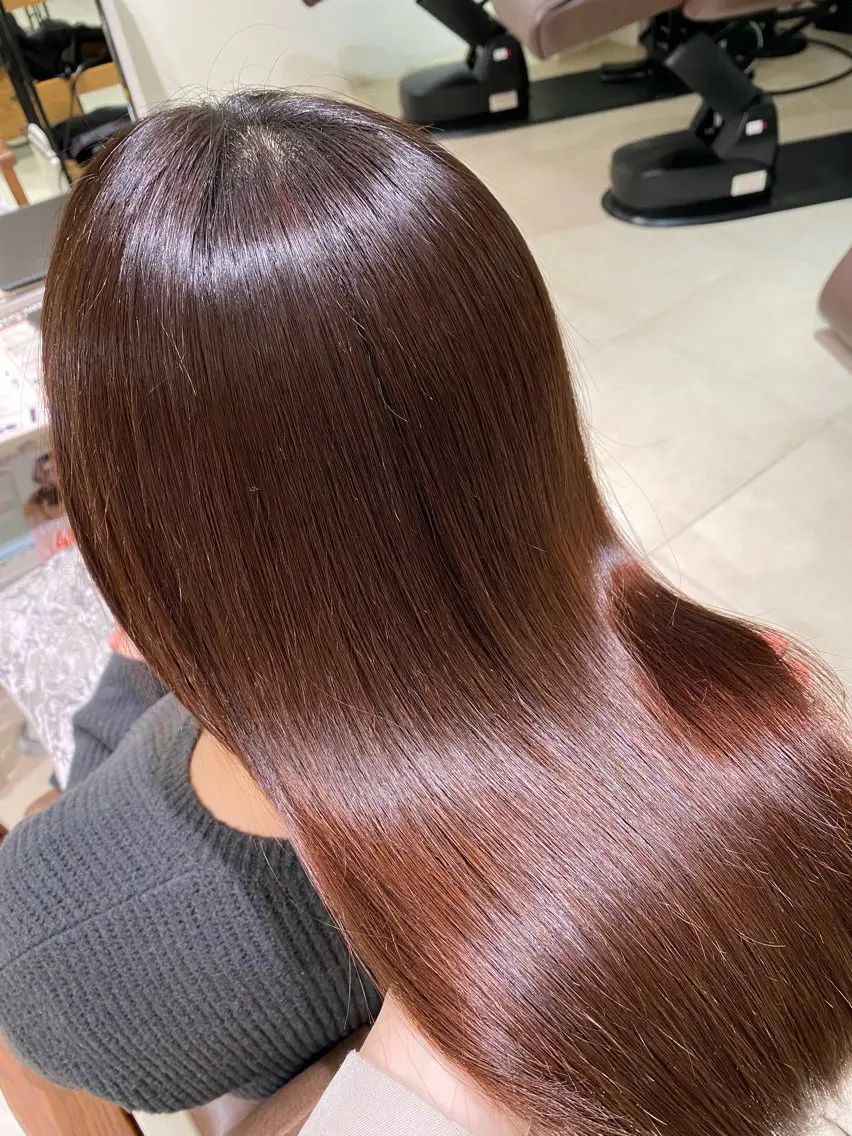 セミロング トリートメント 艶カラー🩵中久保 舞優🩵のヘアスタイル