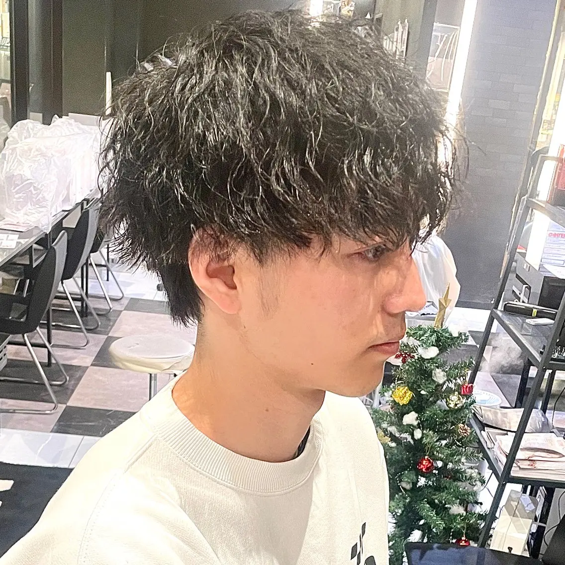 ショート パーマ メンズ マッシュ メンズパーマ ツイストスパイラルパーマ スパイラルパーマ カット パーマ メンズヘア特化 崎田 成人のヘアスタイル